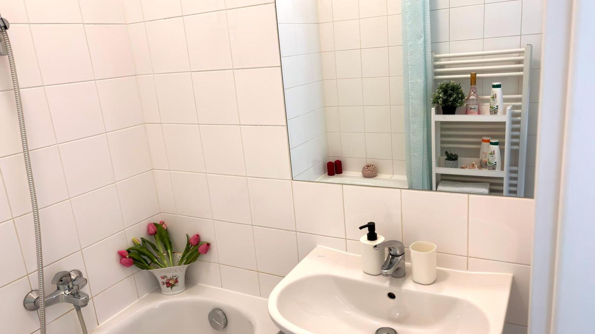 Central Mariahilfer Apartment 5 Min To The Schoenbrunn Palace And City Shopping Center Βιέννη Εξωτερικό φωτογραφία